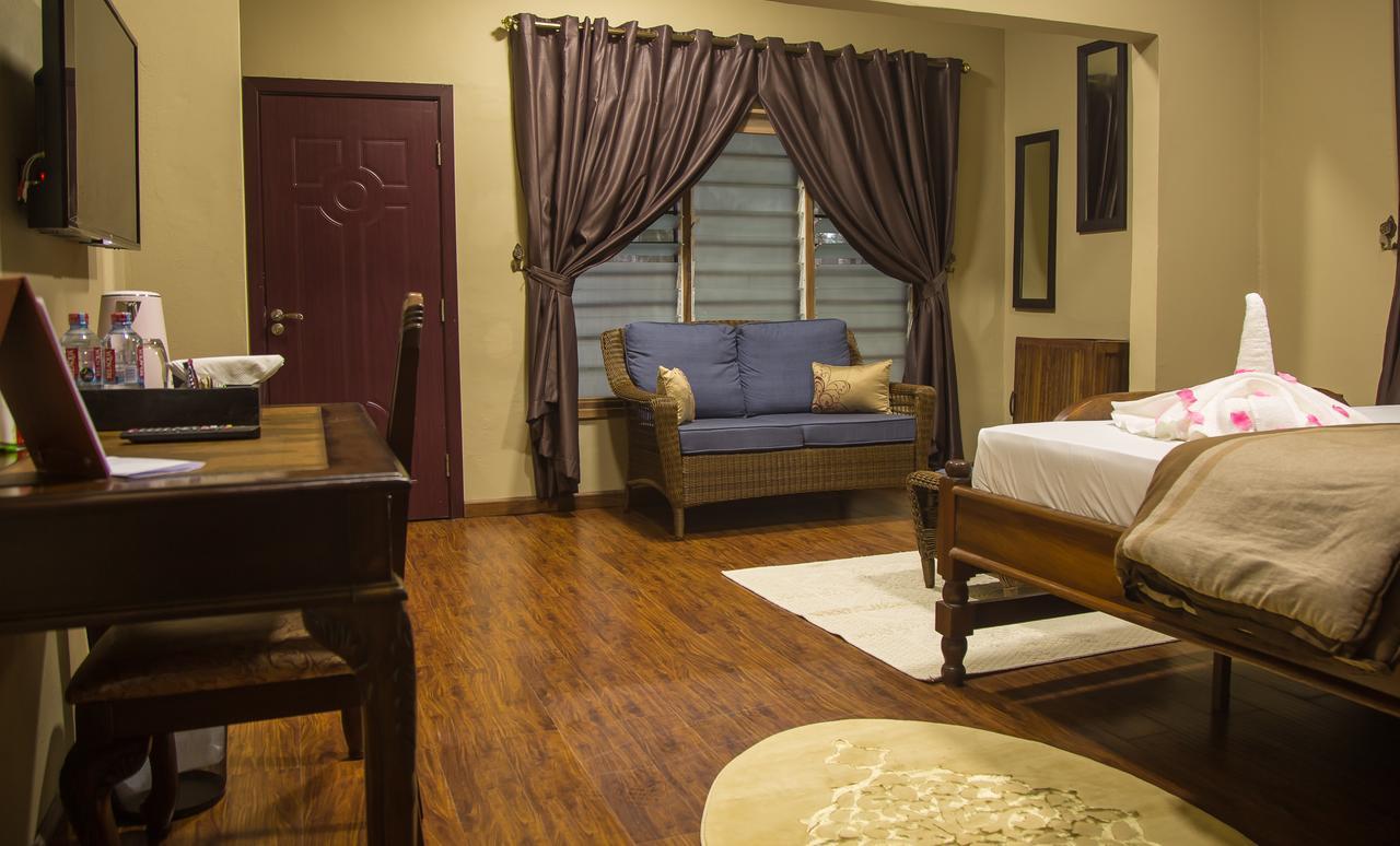 Maaha Beach Resort Anochi Экстерьер фото