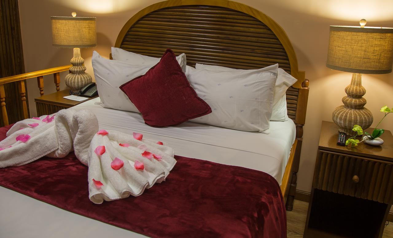 Maaha Beach Resort Anochi Экстерьер фото