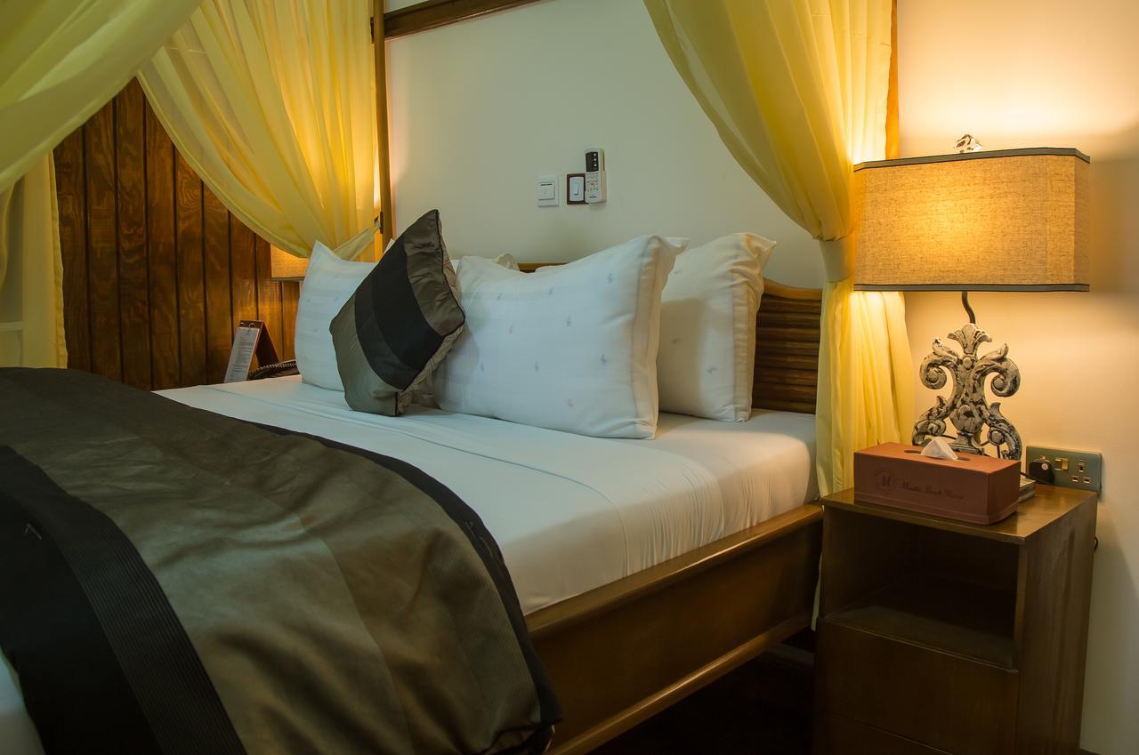 Maaha Beach Resort Anochi Экстерьер фото
