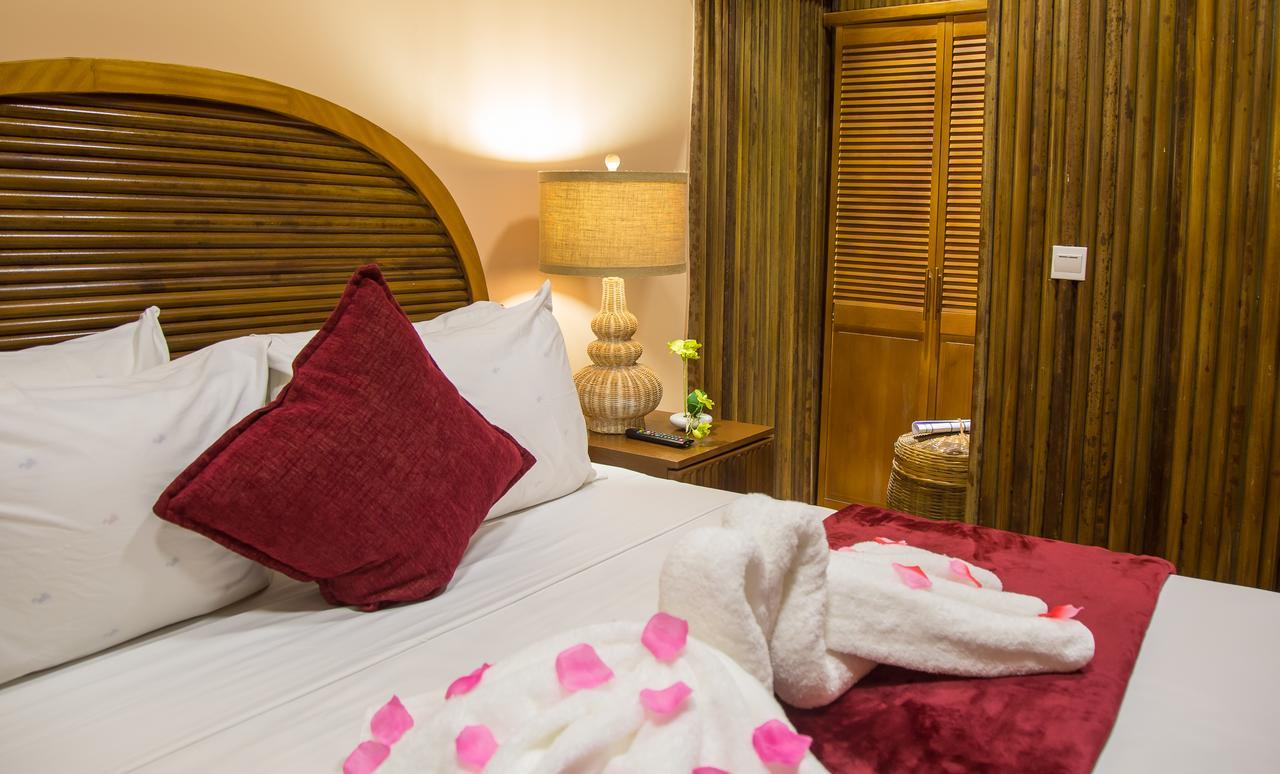 Maaha Beach Resort Anochi Экстерьер фото